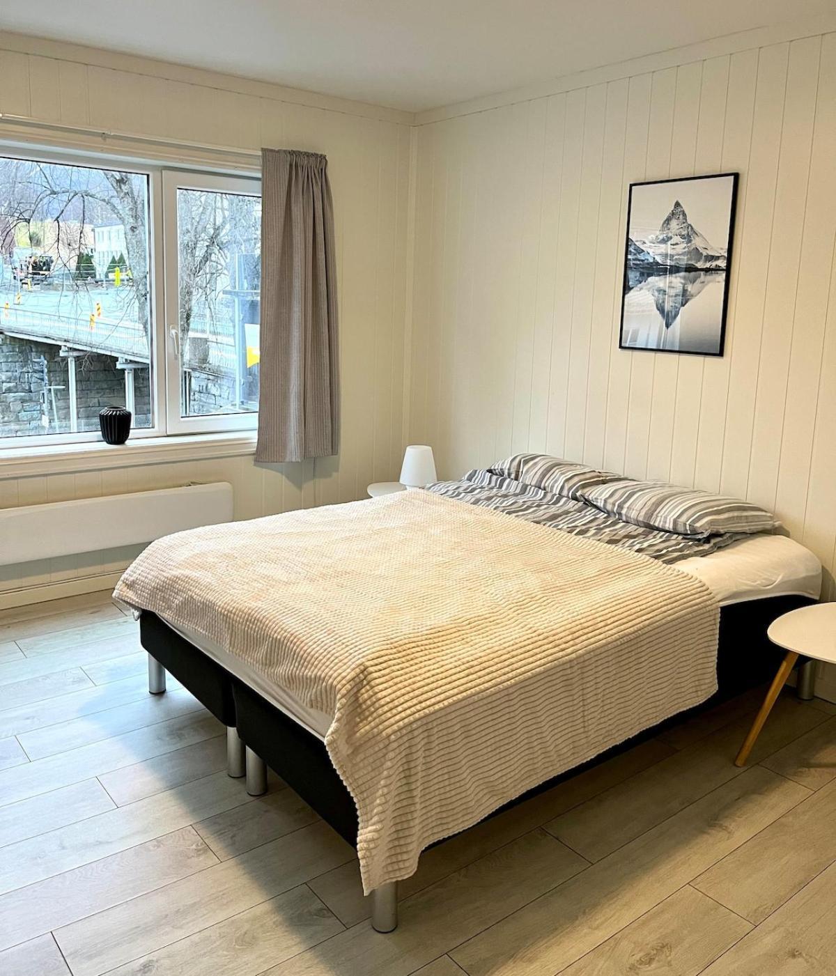 Apartment In The Heart Of Åndalsnes Εξωτερικό φωτογραφία